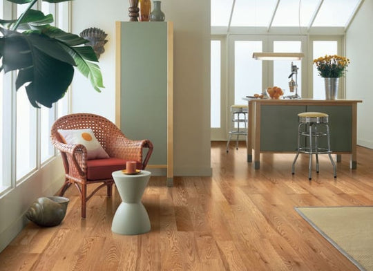 Dundee Red Oak Solid in Natural 5"