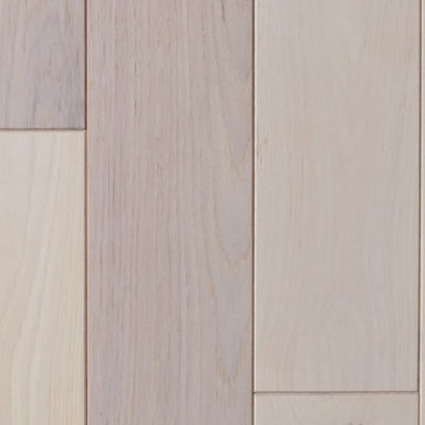 Williamsburg in Aged Pearl Hardwood