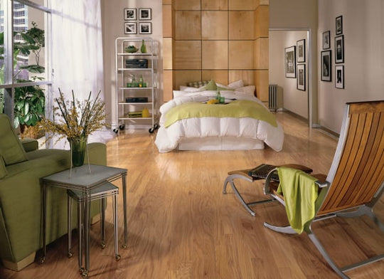 Westchester Red Oak Solid in Natural 3-1/4"